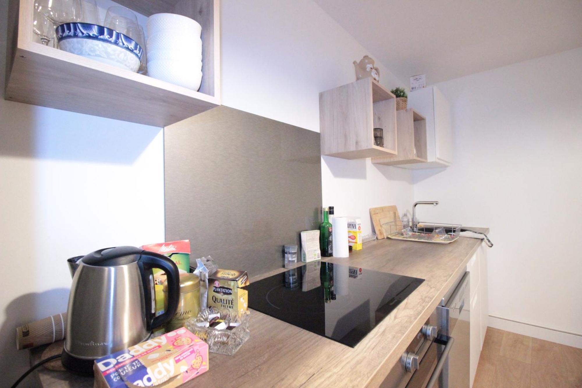 Logement Neuf "Meuse" - Hyper Centre - Parking Proche - Proche Gare - 4 Chambres - Terrasse Couverte - Wifi ! Gere Par Prestazen'Services Верден-сюр-Мёз Экстерьер фото